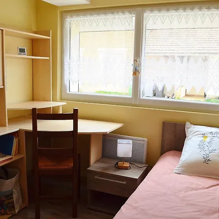 La Maison D'arthur Et Armelene